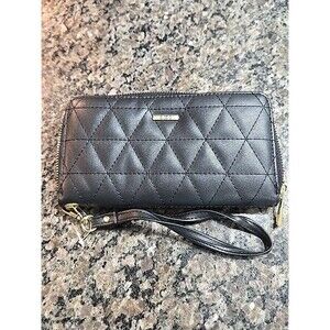 NWOT BCBG Tara Zip Around  Black Quilted Wallet